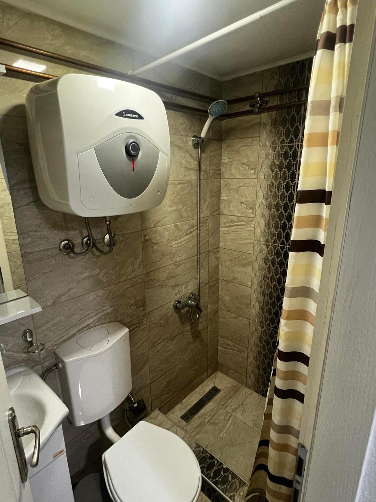 Hostel Тузла Екстер'єр фото