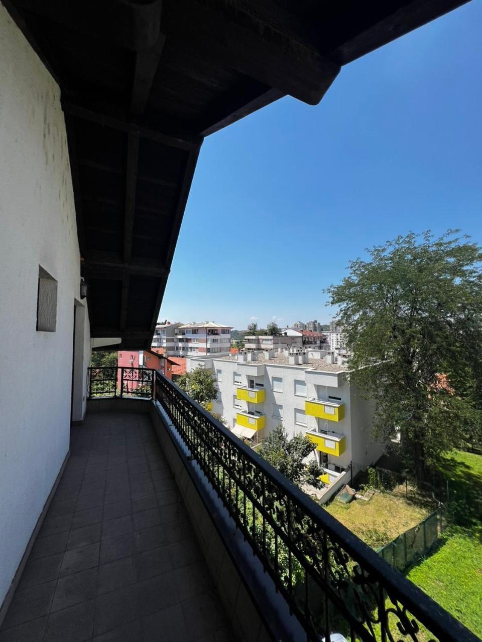 Hostel Тузла Екстер'єр фото