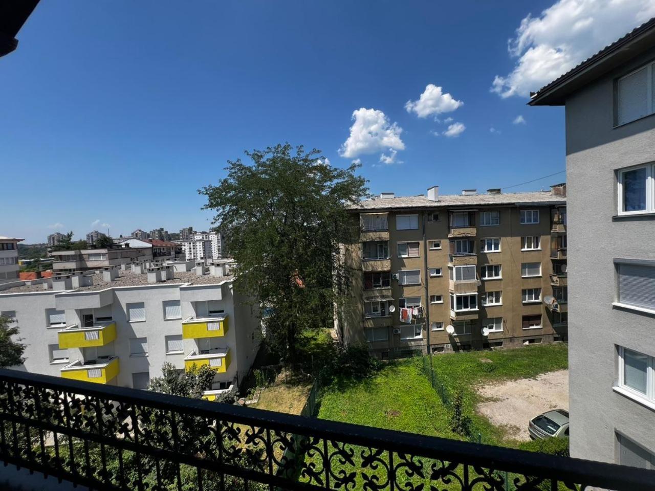 Hostel Тузла Екстер'єр фото