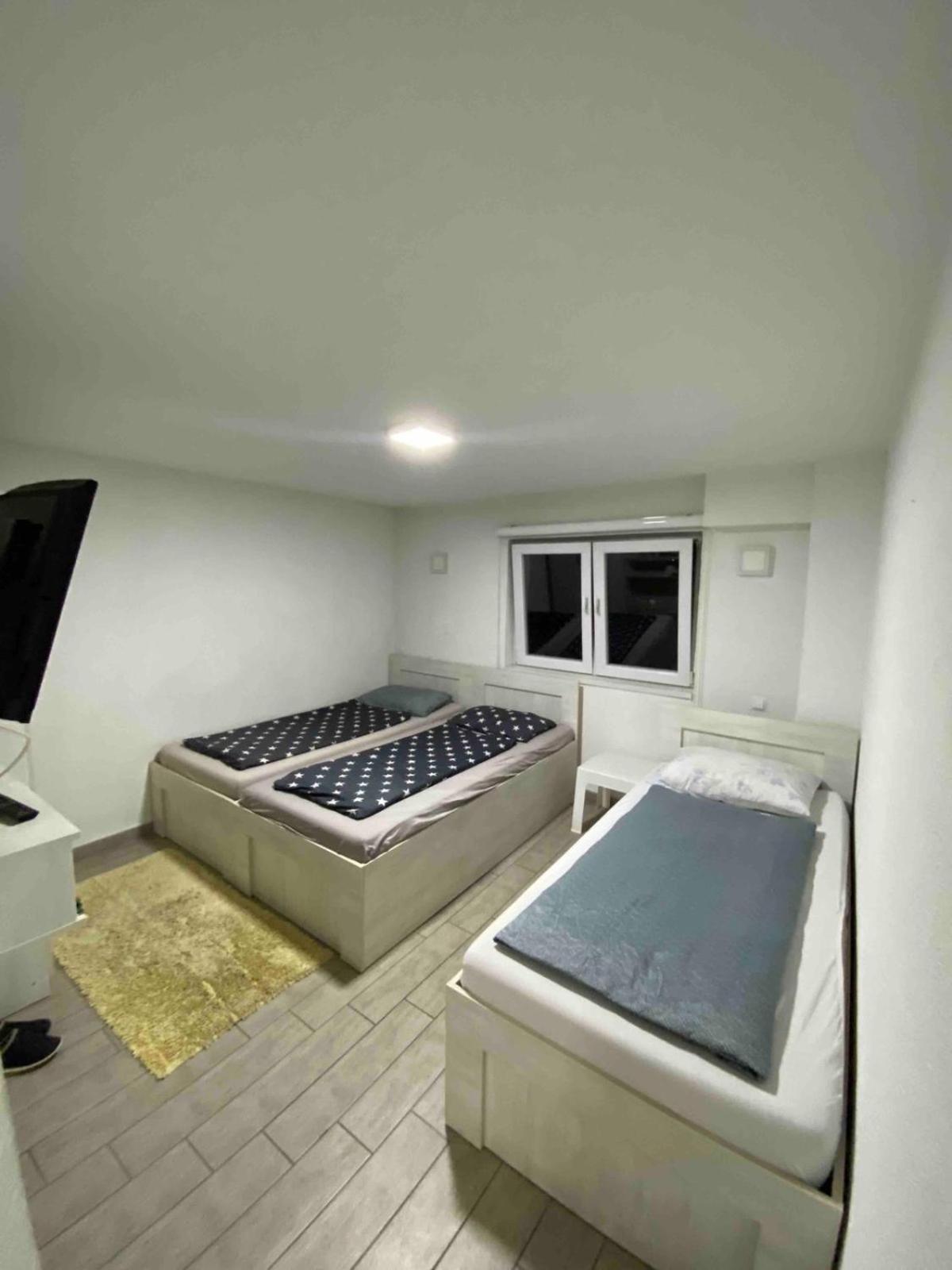 Hostel Тузла Екстер'єр фото